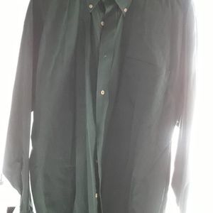 Dillards Roundtree & Yorke men's Dress shirt